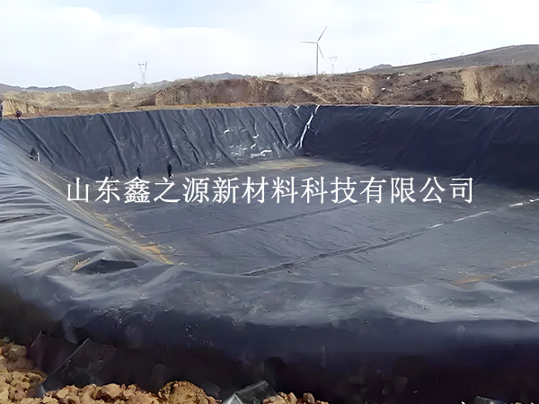 大風(fēng)天氣下土工膜的鋪設(shè)策略：穩(wěn)中求進(jìn)，安全高效