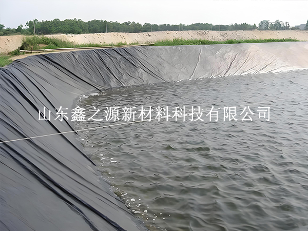 如何順利的延緩蓄水池防滲膜的衰老？