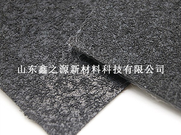 糙面土工膜在氧化塘防滲中的應(yīng)用技巧：創(chuàng)新策略，確保無漏